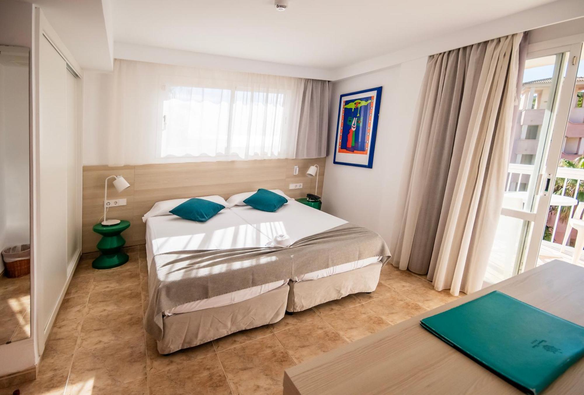 Hotel Classic, Solo Adultos 4*