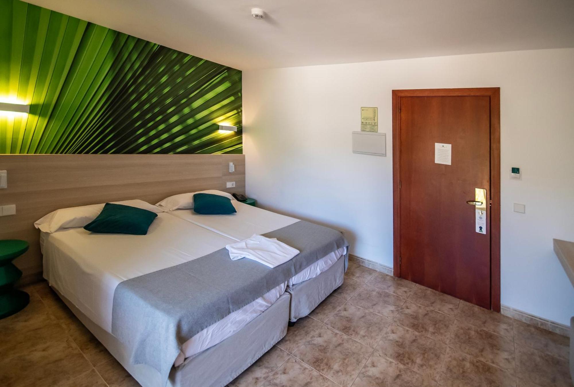 Hotel Classic, Solo Adultos 4*