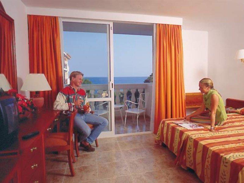 Classic, Solo Adultos Hotel 4*